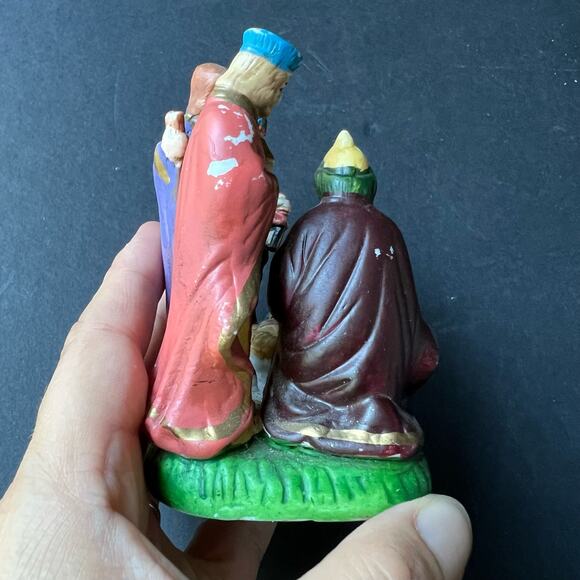 Vintage International Bazaar Ceramic Nativity Set #44156224WG - Picture 7 of 13